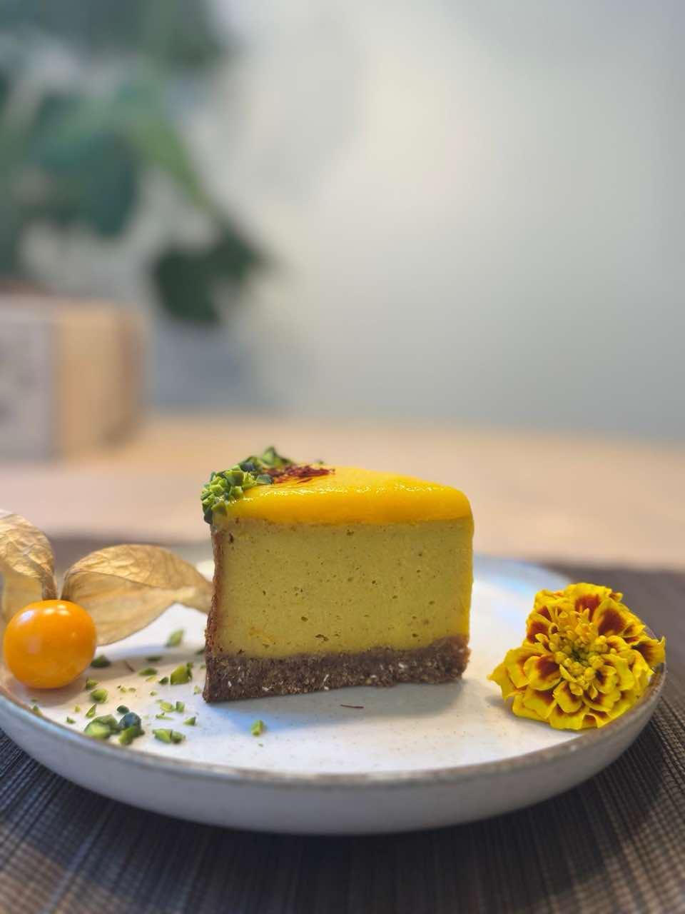 Golden Safran Cheesecake