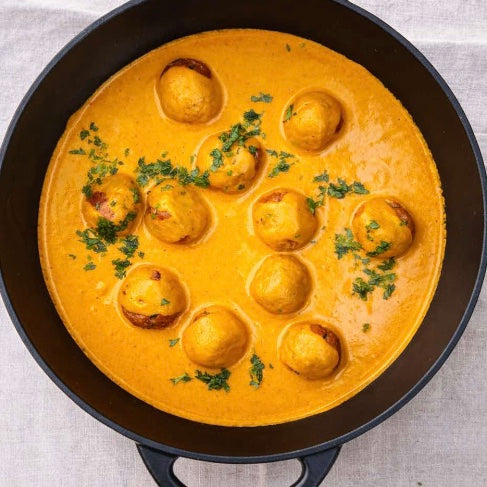 Tofu-Balls mit Chlorella-Turmeric-Sauce