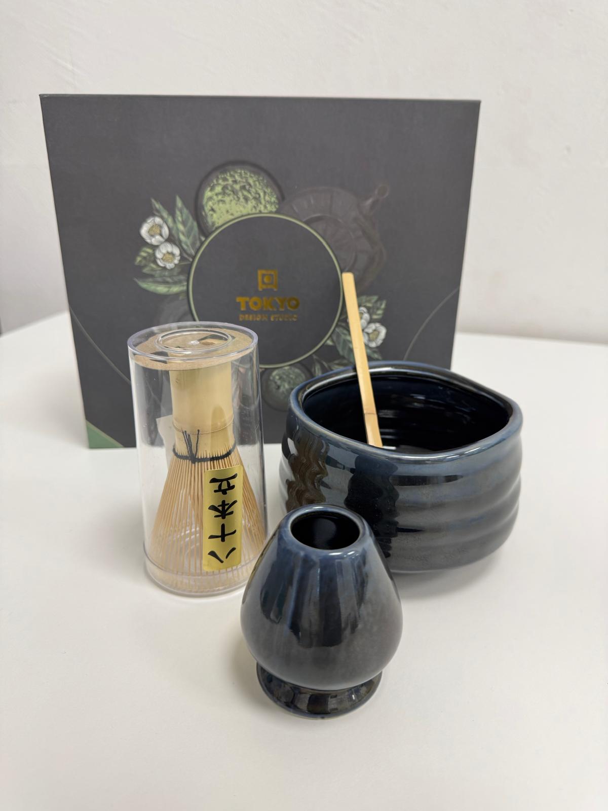 Matcha Set (Matcha Schale Chawan, Matcha-Besen Chasen & Bambuslöffel Chashaku)